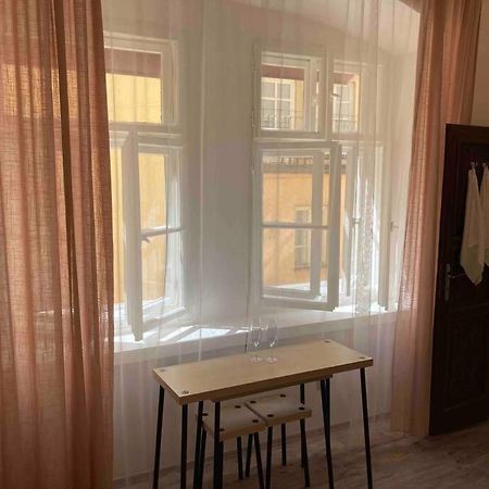 Studio In Gothic House, 50M To The Old Town Square Praag Buitenkant foto