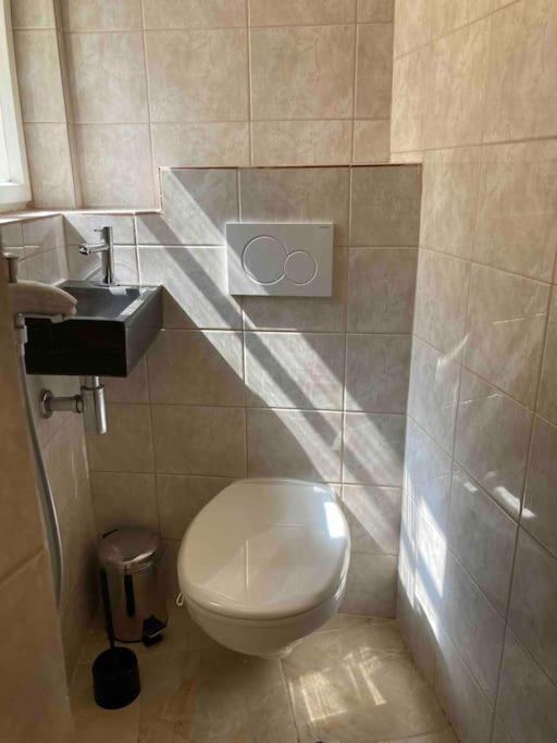 Studio In Gothic House, 50M To The Old Town Square Praag Buitenkant foto